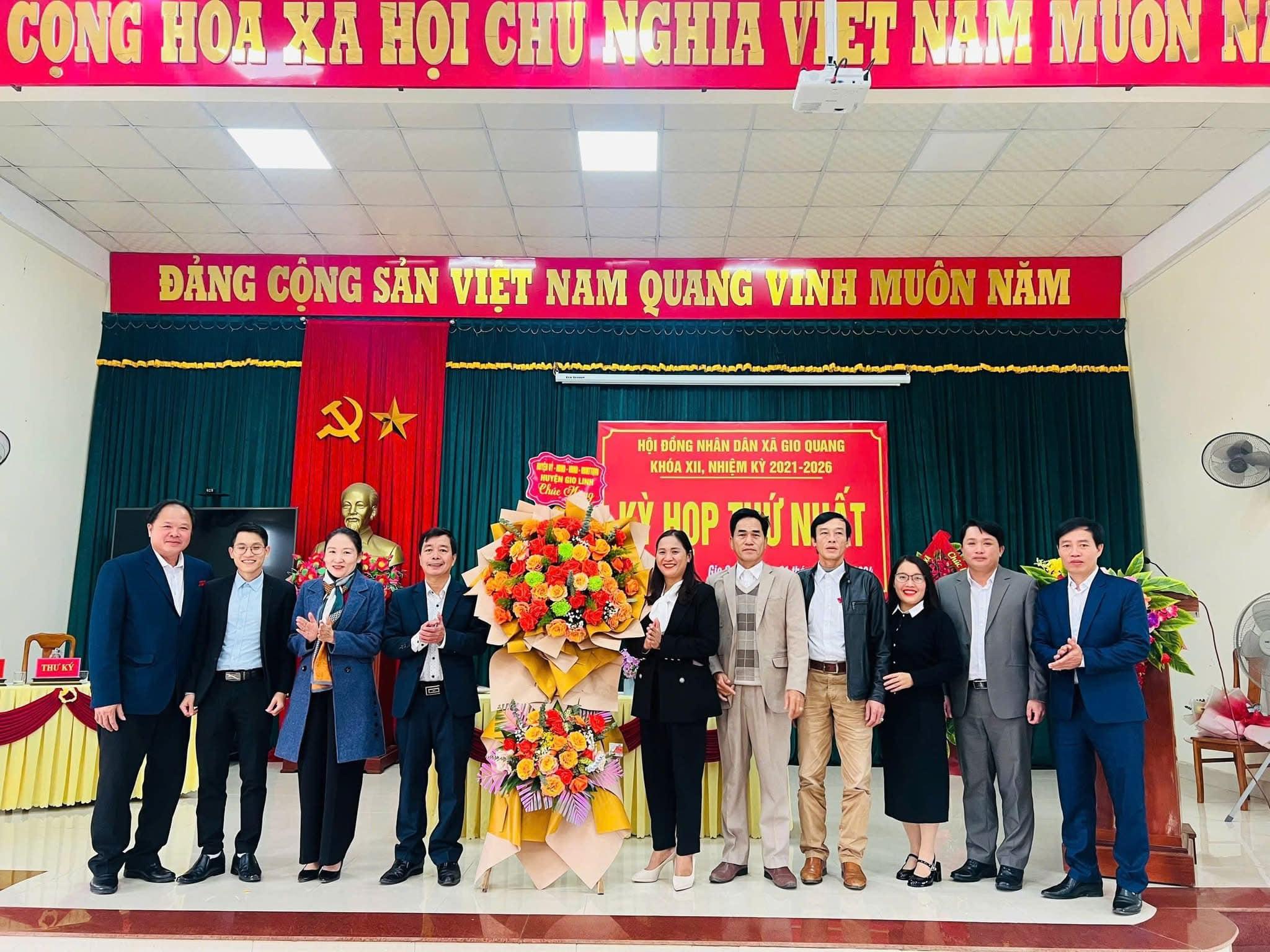 Đồng chí Bí thư Huyện uỷ dự kỳ họp HĐND xã Gio Quang khoá I, nhiệm kỳ 2021 - 2026.