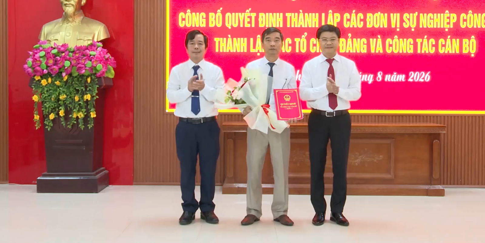UBND xã Gio Linh tổ chức hội nghị công bố quyết định thành lập các đơn vị sự nghiệp công lập, thành...