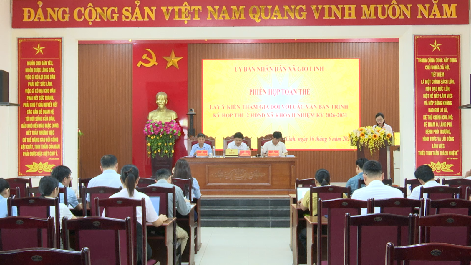 UBND xã Gio Linh tổ chức hội nghị lấy ý kiến tham gia đối với các văn bản dự kiến trình Kỳ họp thứ...