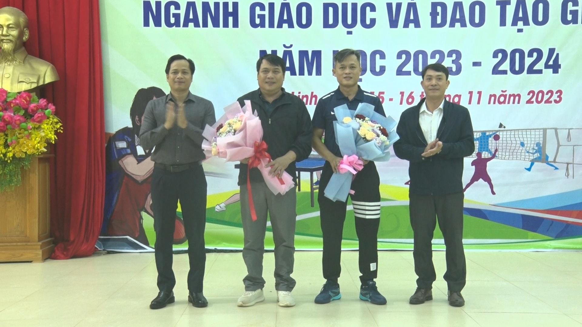 Sôi nổi giải Bóng bàn - Cầu lông ngành giáo dục huyện Gio Linh