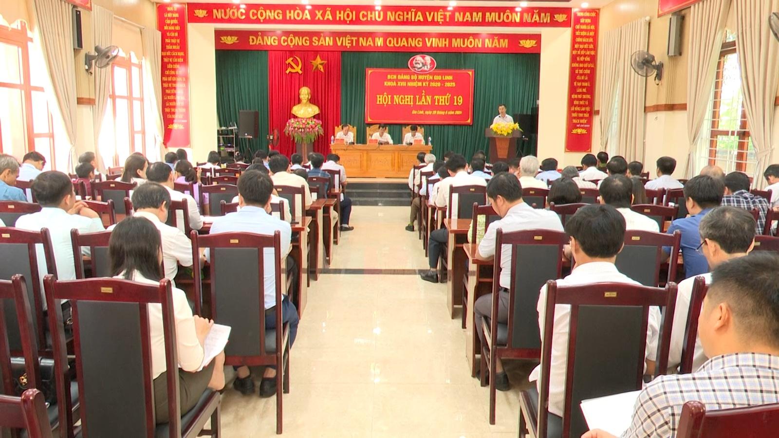 Huyện ủy Gio Linh tổ chức Hội nghị lần thứ 19 BCH Đảng bộ khóa XVII, nhiệm kỳ 2020 - 2025