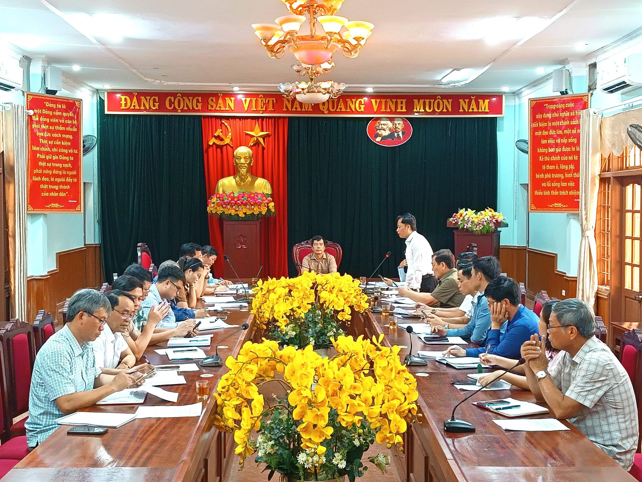 Ban chỉ đạo Chương trình xóa nhà tạm bợ, dột nát huyện Gio Linh họp đánh giá tình hình triển khai...